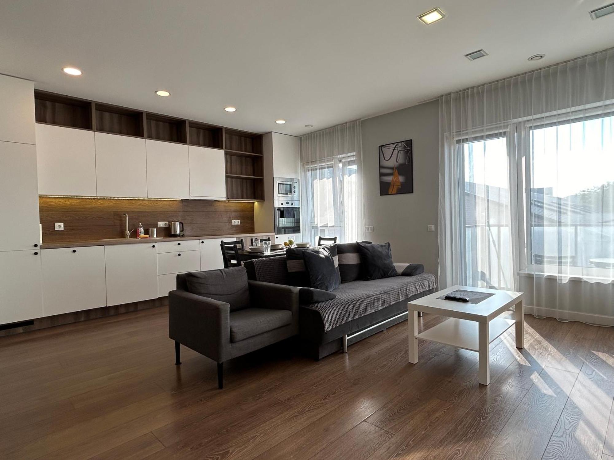 Your Home - Spacious Apartment In City Center, With Balcony & Self Check-In VNO Eksteriør billede