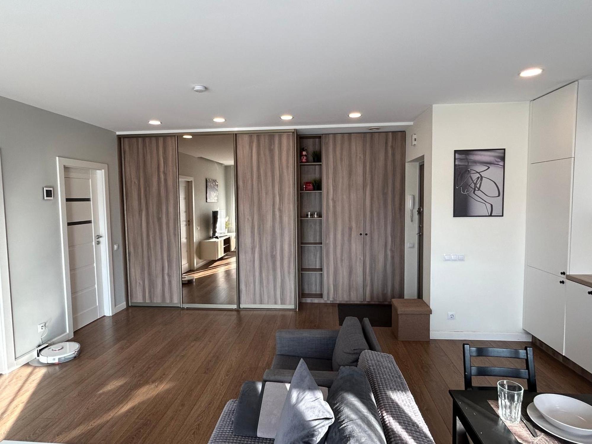 Your Home - Spacious Apartment In City Center, With Balcony & Self Check-In VNO Eksteriør billede